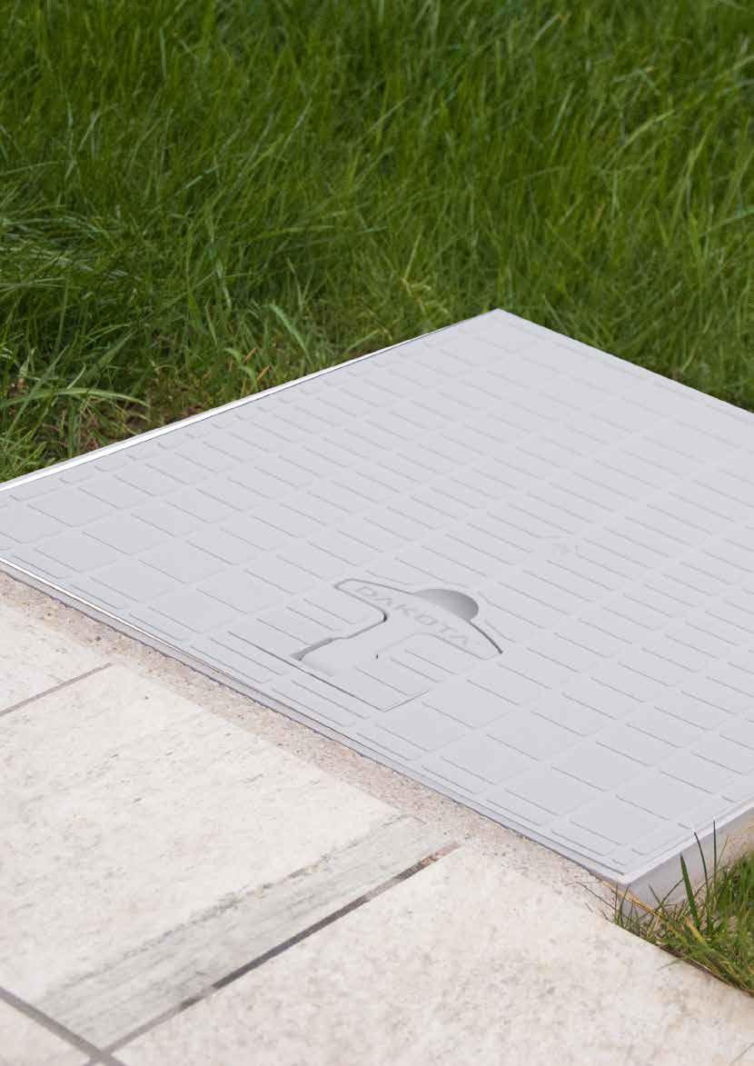 StrataRise Catchpit with lift up cover